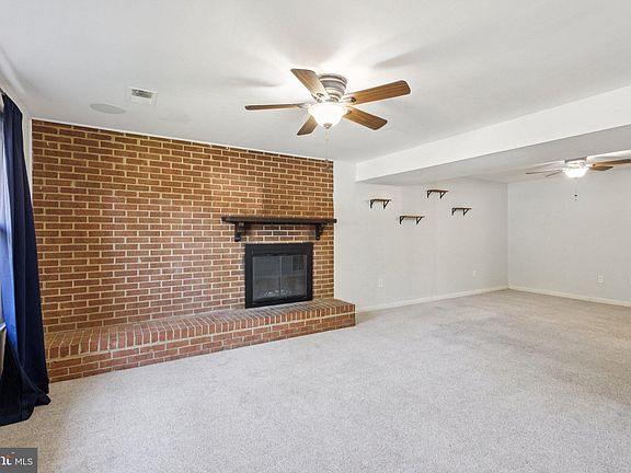 4th image of 3925 Forge Dr