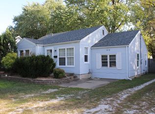 610 E Sunshine St, Springfield, MO 65807