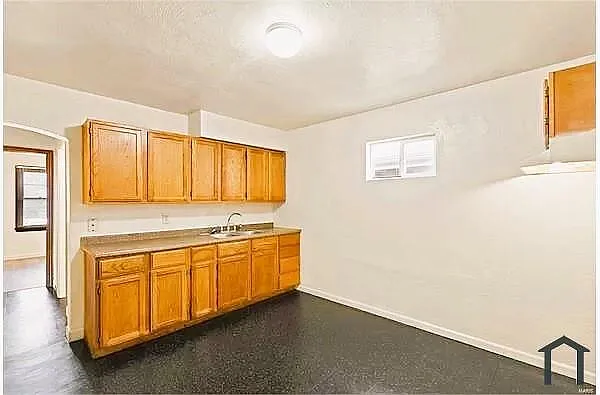 Building Photo - 4315 Edgewood Blvd