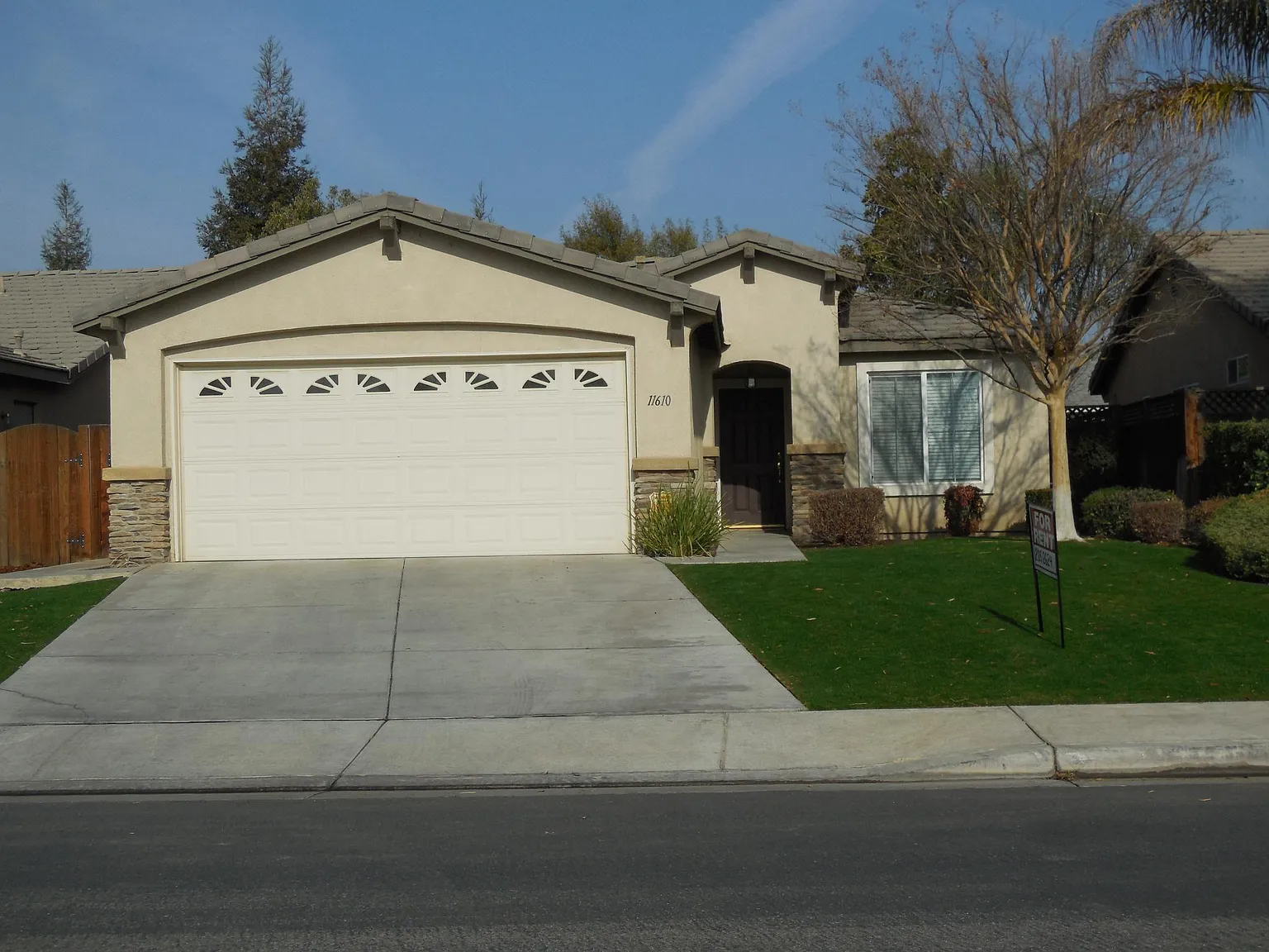 11610 Indian Hawthorne St photo 1
