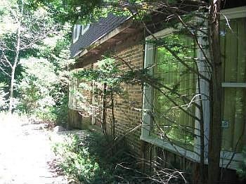 1st image of 11901 Lakewood Ave