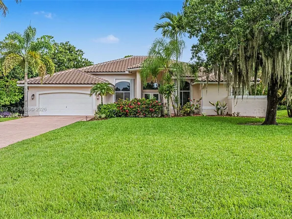 9825 Hindel Ct, Boynton Beach, FL 33472