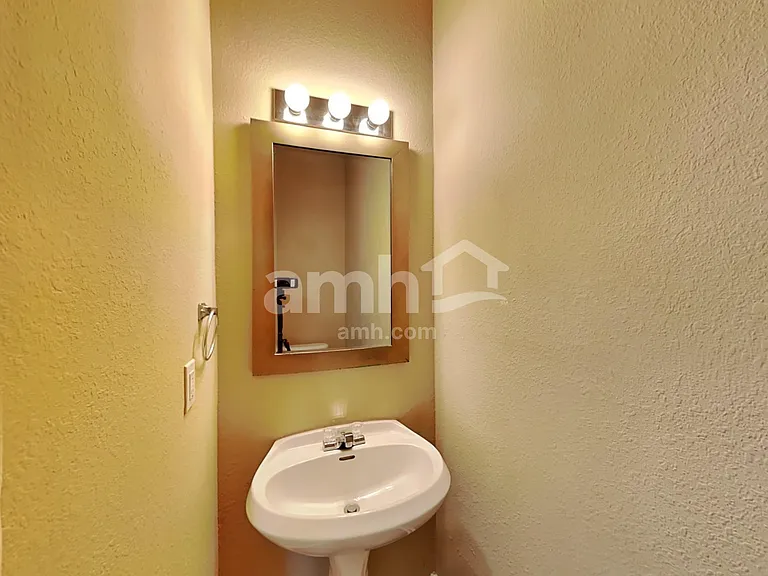 3083 Newtons Crest Cir — Photo 17