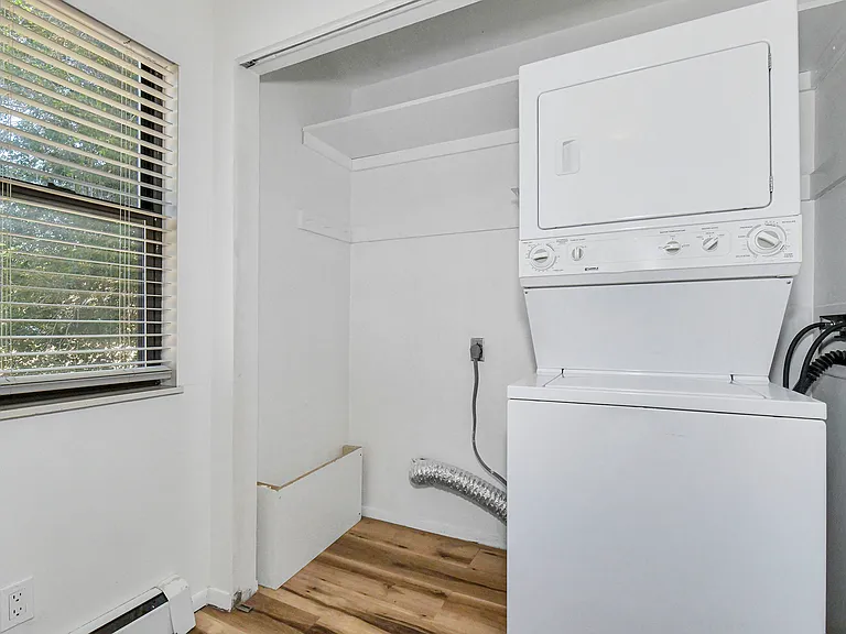 6702 Dublin Loop W #D — Photo 8