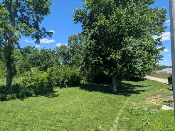 3605 E 56th St, Altoona, IA 50009