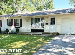 13121 Sycamore Ave, Grandview, MO 64030