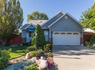 222 W Meadow View Dr, Ogden, UT 84404