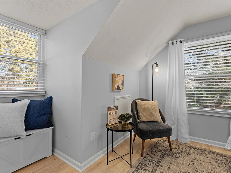 2321 Sierra Dr — Photo 24