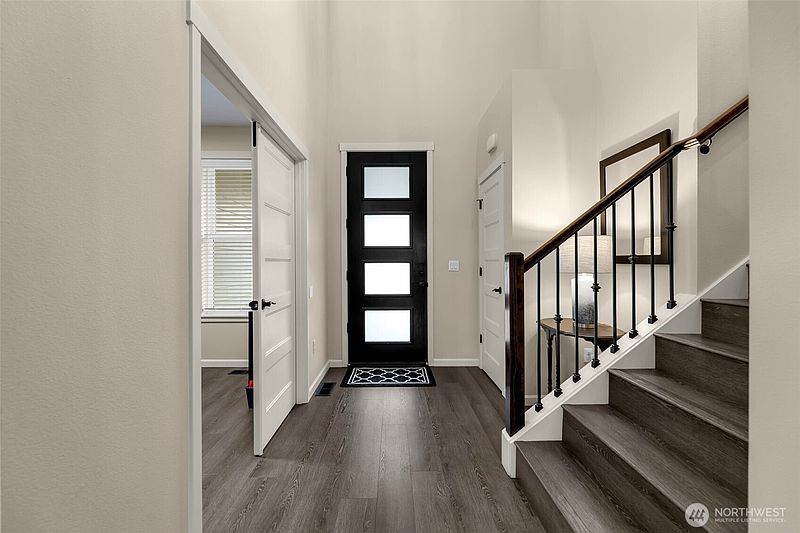 5th image of 2377 N O St
