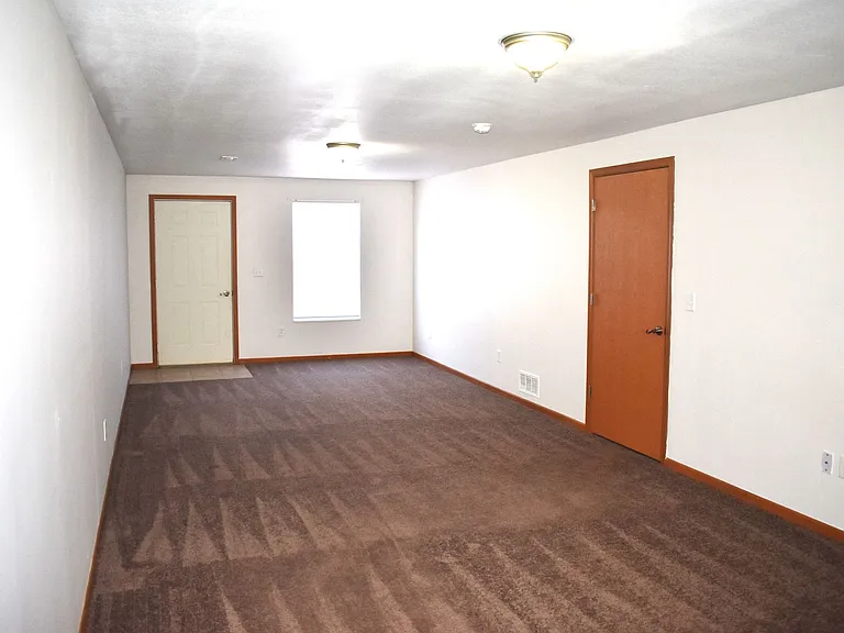 11789 Ridgeway Dr — Photo 5