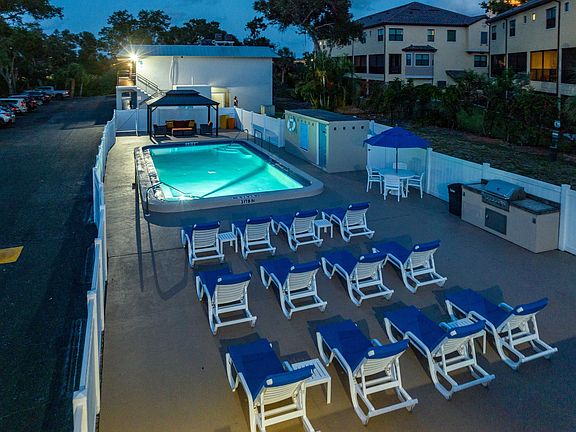 2nd image of 1880 Phillippi Shores Dr #13A