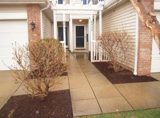 6755 Stoneloch Ct, Middleburg Heights, OH 44130
