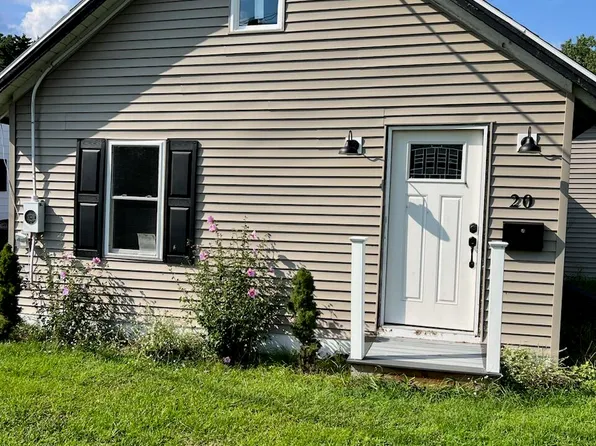 20 Hartwell St, Plattsburgh, NY 12901