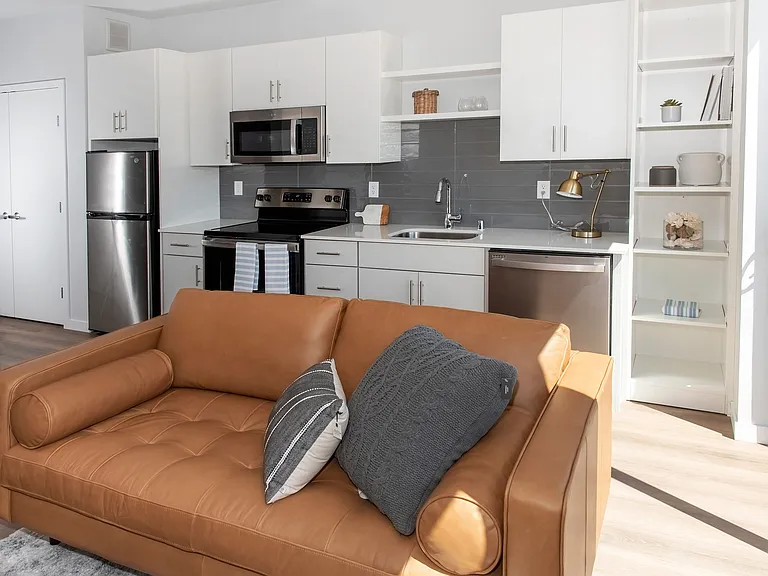 small 1BR_11