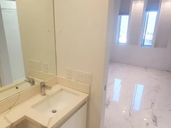 705 E Balboa Blvd Suite A, Newport Beach, CA 92661