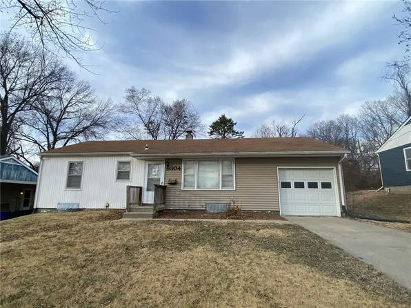 9304 Vaughn Ave, Raytown, MO 64133