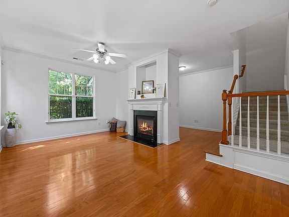 5th image of 4961 Lady Of The Lake Dr