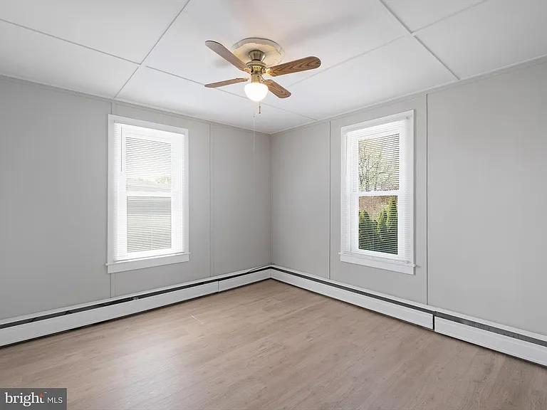 114 Baldt Ave — Photo 11