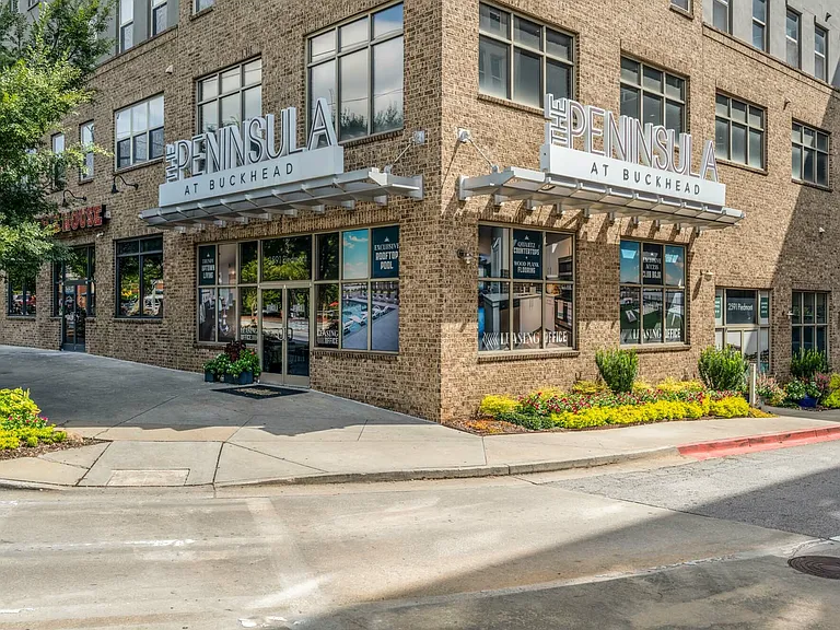 Peninsula at Buckhead