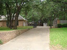 3rd image of 1534 Rosewood Dr