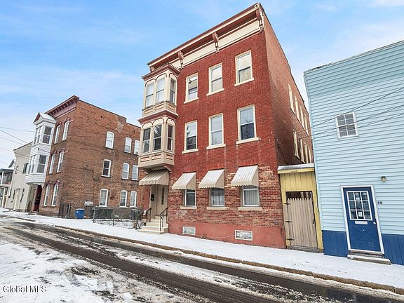 3rd image of 86 Lancaster Street