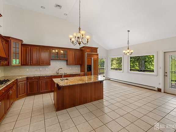 3rd image of 223 Pleasant Run Rd