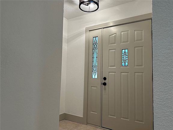 2nd image of 4 Yates Dr