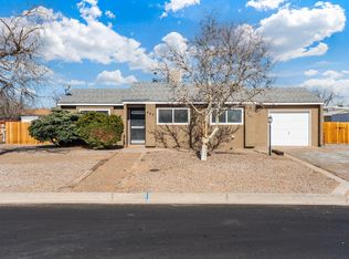 527 Brazos Dr SE, Rio Rancho, NM 87124