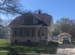 306 E College St, Algona, IA 50511