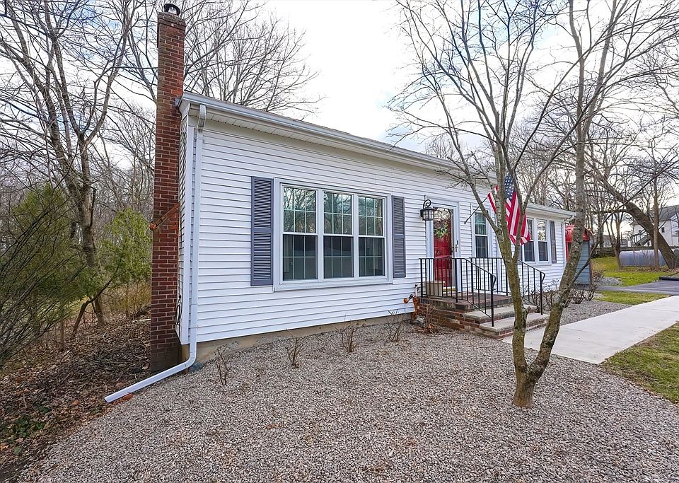 351 Mount Hope St, North Attleboro, MA 02760 Zillow