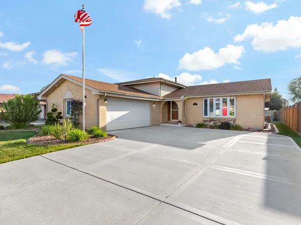 16544 Parkview Ave, Tinley Park, IL 60477