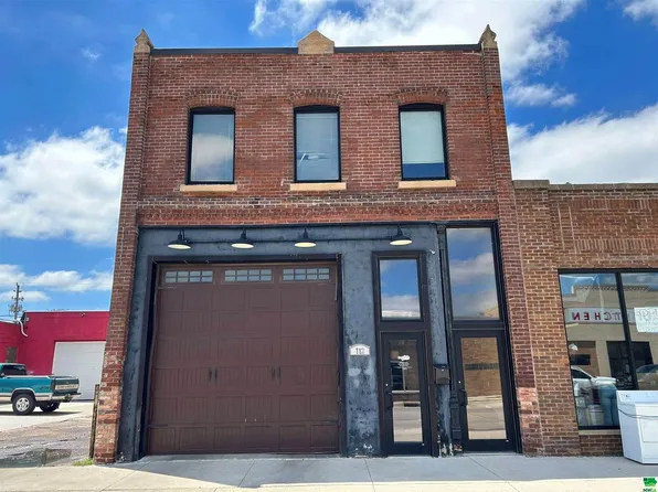 712 W 7th St, Sioux City, IA 51103