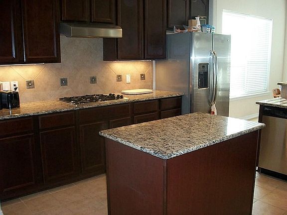 5th image of 407 Catalina Breeze Ct