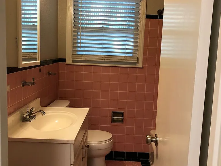4216 Mitchell Rd — Photo 7