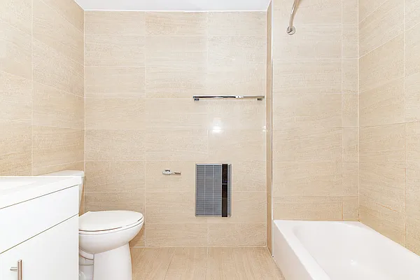 Rented by MySpaceNYC | media 36