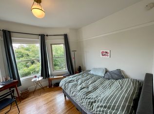 684 Apgar St #2, Oakland, CA 94609