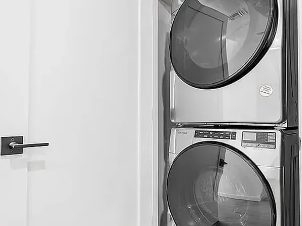 18 East 13th Street image 11 of 13