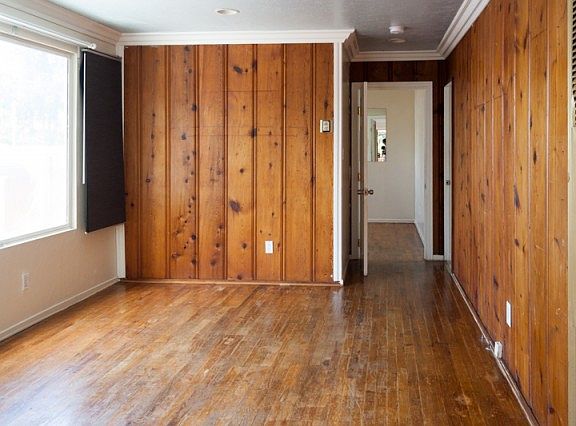 3rd image of 1011 31st St