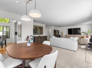 1367 Sylvan Court, Healdsburg, CA 95448