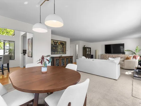 1367 Sylvan Court, Healdsburg, CA 95448