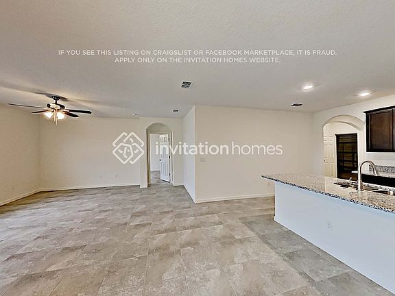 4th image of 1682 SW Cameo Blvd