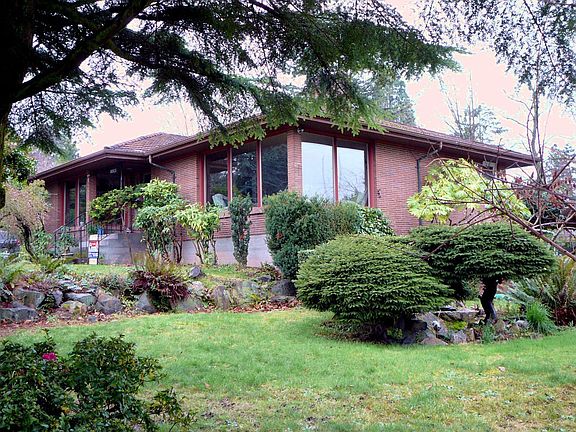 2nd image of 10101 12th Ave S