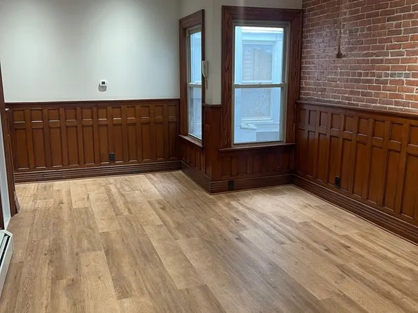 The Elmwood Village Apartments