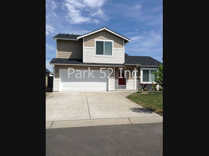 1st image of 1123 204th Street Ct E