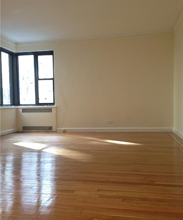 1st image of 405 E 51st St APT 2B