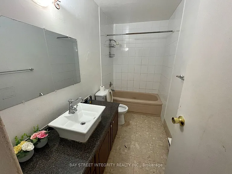 3740 Don Mills Rd #107 — Photo 9