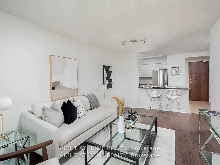 4850 Glen Erin Dr #1106 — Photo 13