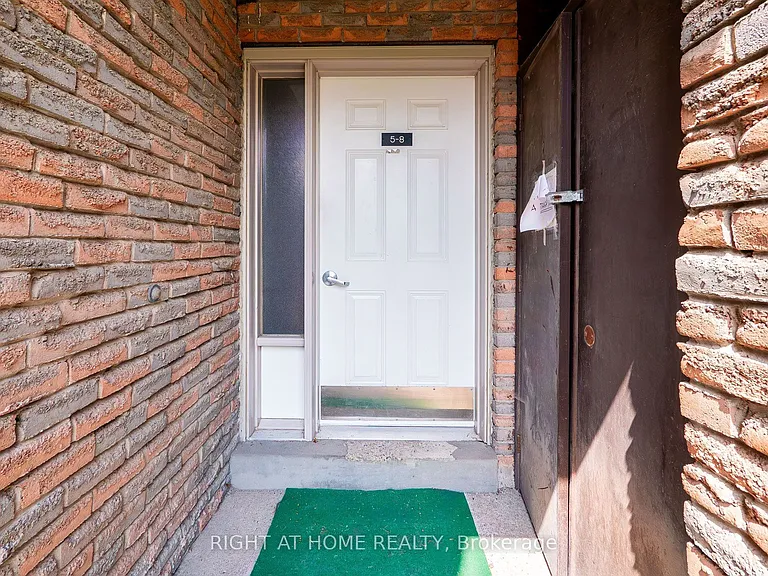 2605 Woodchester Dr #5 — Photo 5