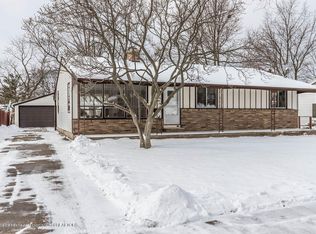 2010 Edwin Pl, Lansing, MI 48911