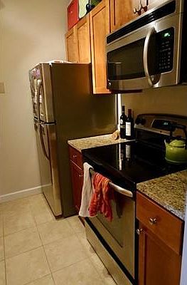2nd image of 45 Saint Botolph St APT 4A